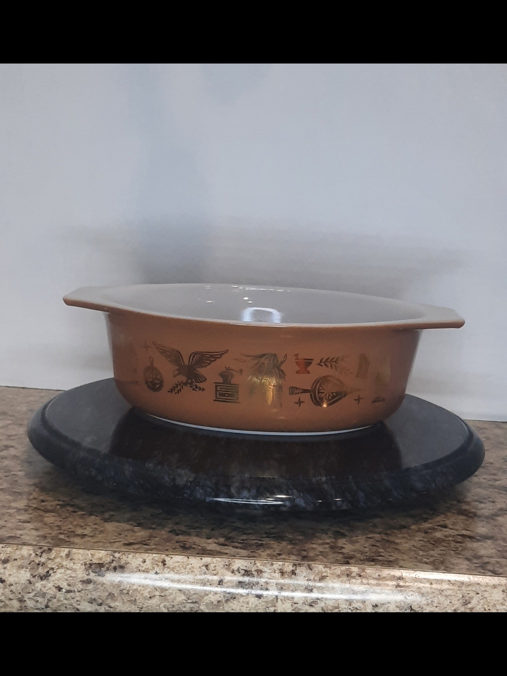 Pyrex Early American Casserole Dish